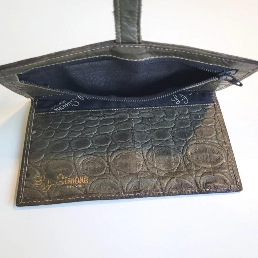 LJ Simone NY Faux Crocodile Leather Women's Wallet Green